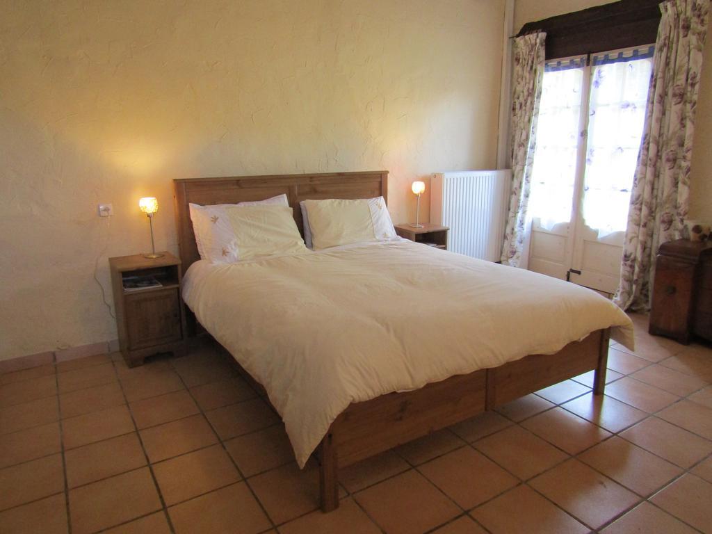 Thesecretgarden-France Bed and Breakfast Saint-Pierre-du-Lorouër Exteriör bild